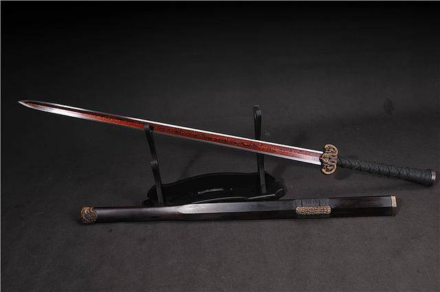 唯一传世的"逆天"汉剑,估价超5个亿,被英国抢走过