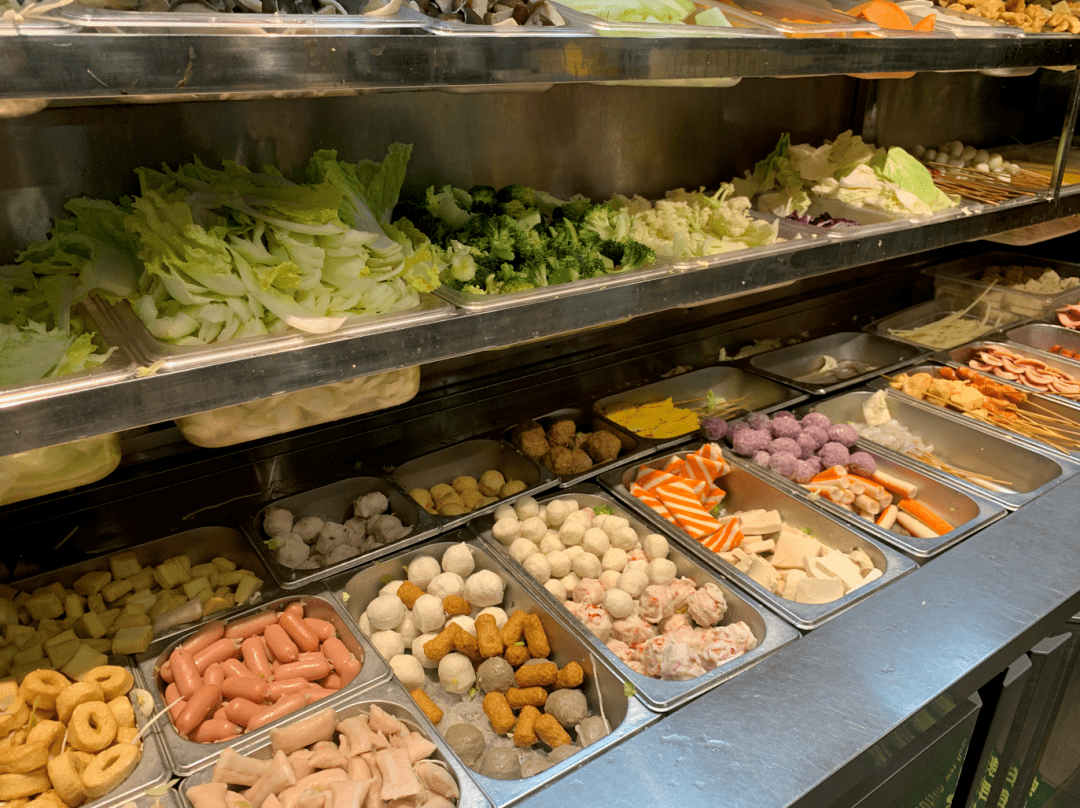 北京排名第一的麻辣烫,如何?_蔬菜_店里_食材