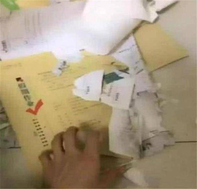 “这种作业不写也罢”,儿子写作业到凌晨,爸爸询问后撕了作业_孩子_身体_睡眠