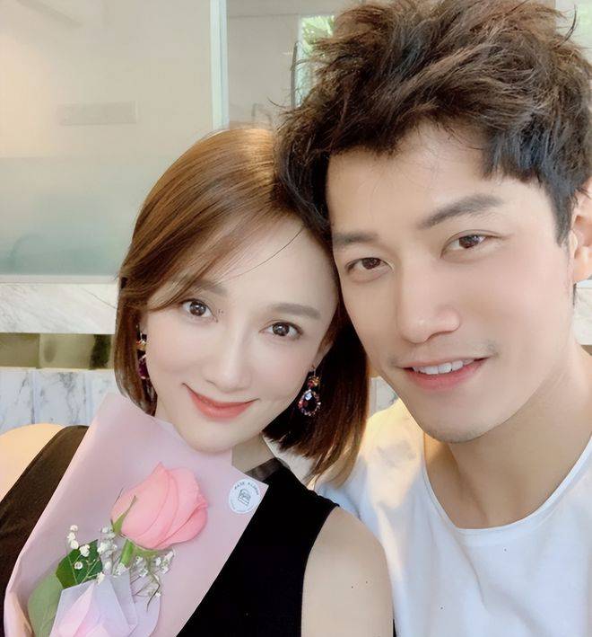 图片[11]-恋爱两年，多次被传“好事将近”的陈乔恩，终于与男友登记领证了-沐风文化