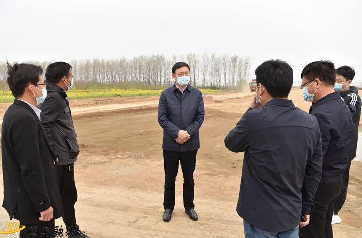 遂平县委书记侯蕴对疫情防控城建项目建设工作进行暗访督导