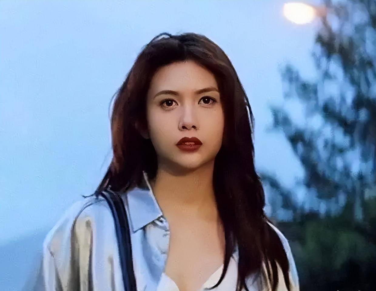 6位一脱成名的风月女港星风情万种的背后命运不尽相同