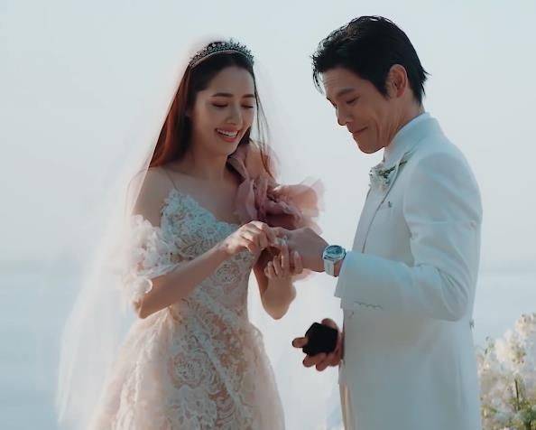 原创陈乔恩艾伦领证结婚扒扒参加女儿们的恋爱的女星之感情现状