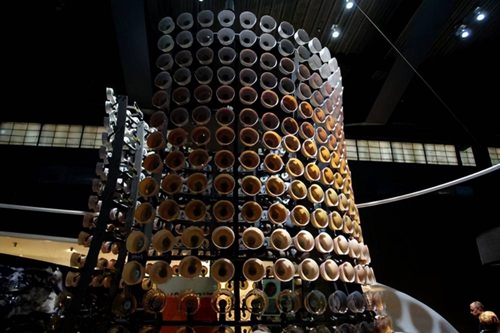 原创
康宁博物馆有个“谜”样的笼杯,有人说是酒杯,其实它有另外用途