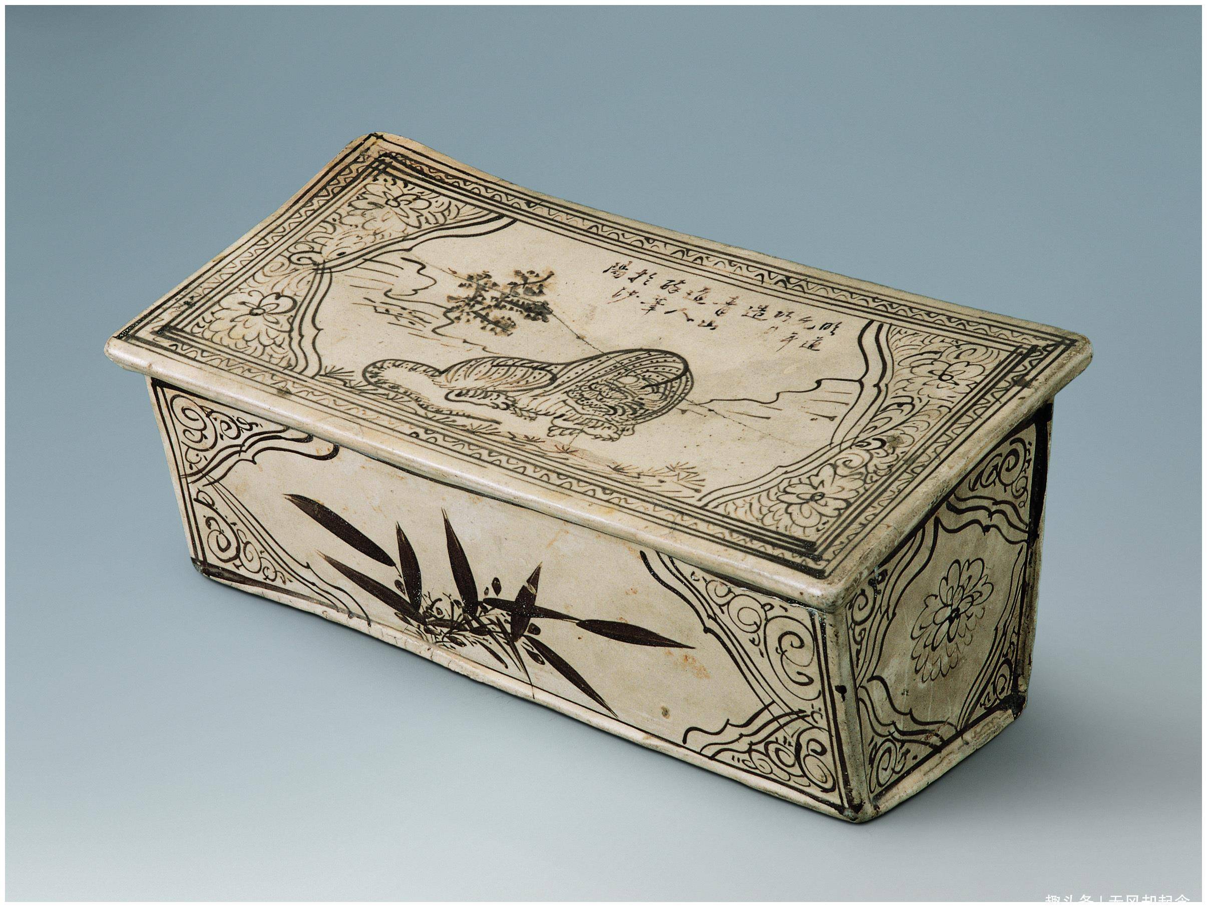 原创瓷枕又高又硬翻个身都很难为何古人却更喜欢睡瓷枕