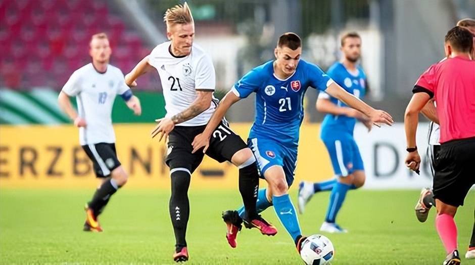 周五联赛:喀山vs莫希姆基 德累斯顿vs沙尔克04 沙尔克进攻端凶猛_比赛