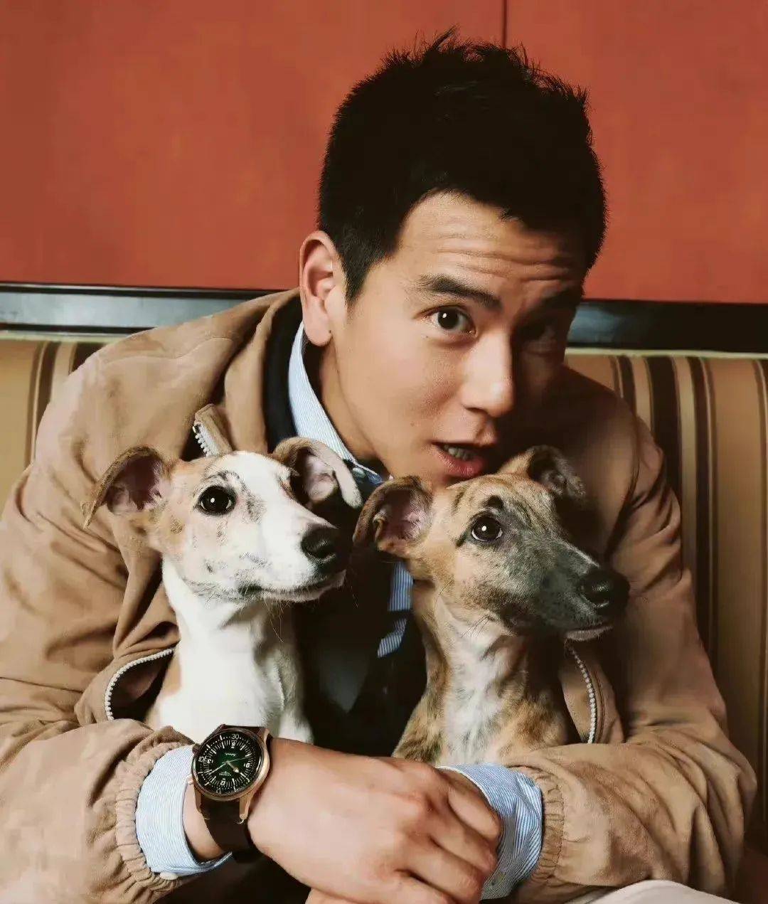 彭于晏也去做志愿者了