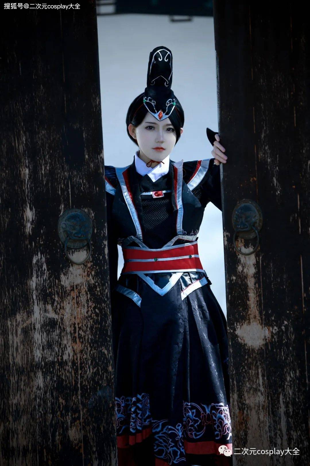 《少年锦衣卫》方雨亭cos,容貌姣好,浅浅的笑容突然被帅到