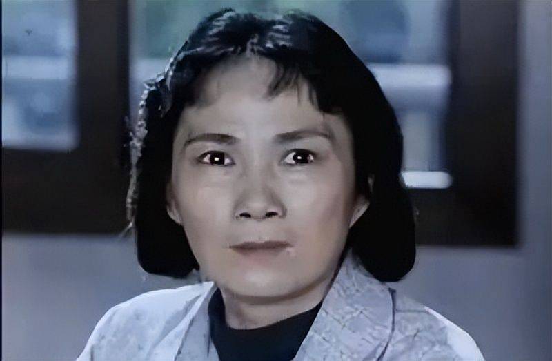 这位曾被文化部授予二十二大明星称号的演员;金迪因病在北京当中离世