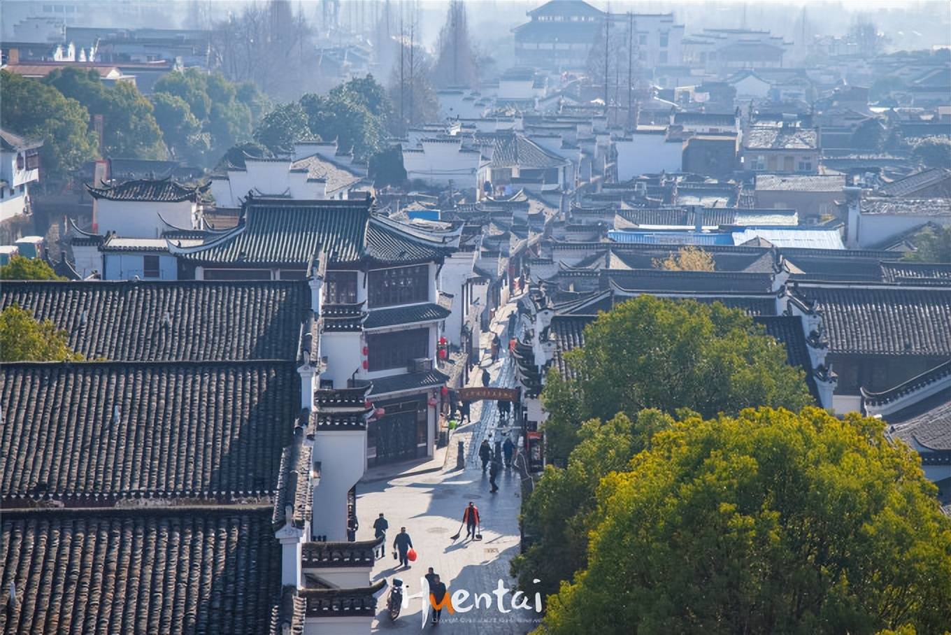 安徽省会唯一的5A级景区，是明清时代古镇，适合春游闲逛