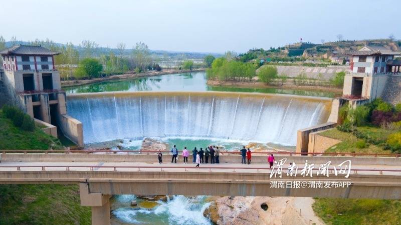 据了解,陕西龙首渠引洛古灌区系洛惠渠灌区前身,始建于西汉武帝时期