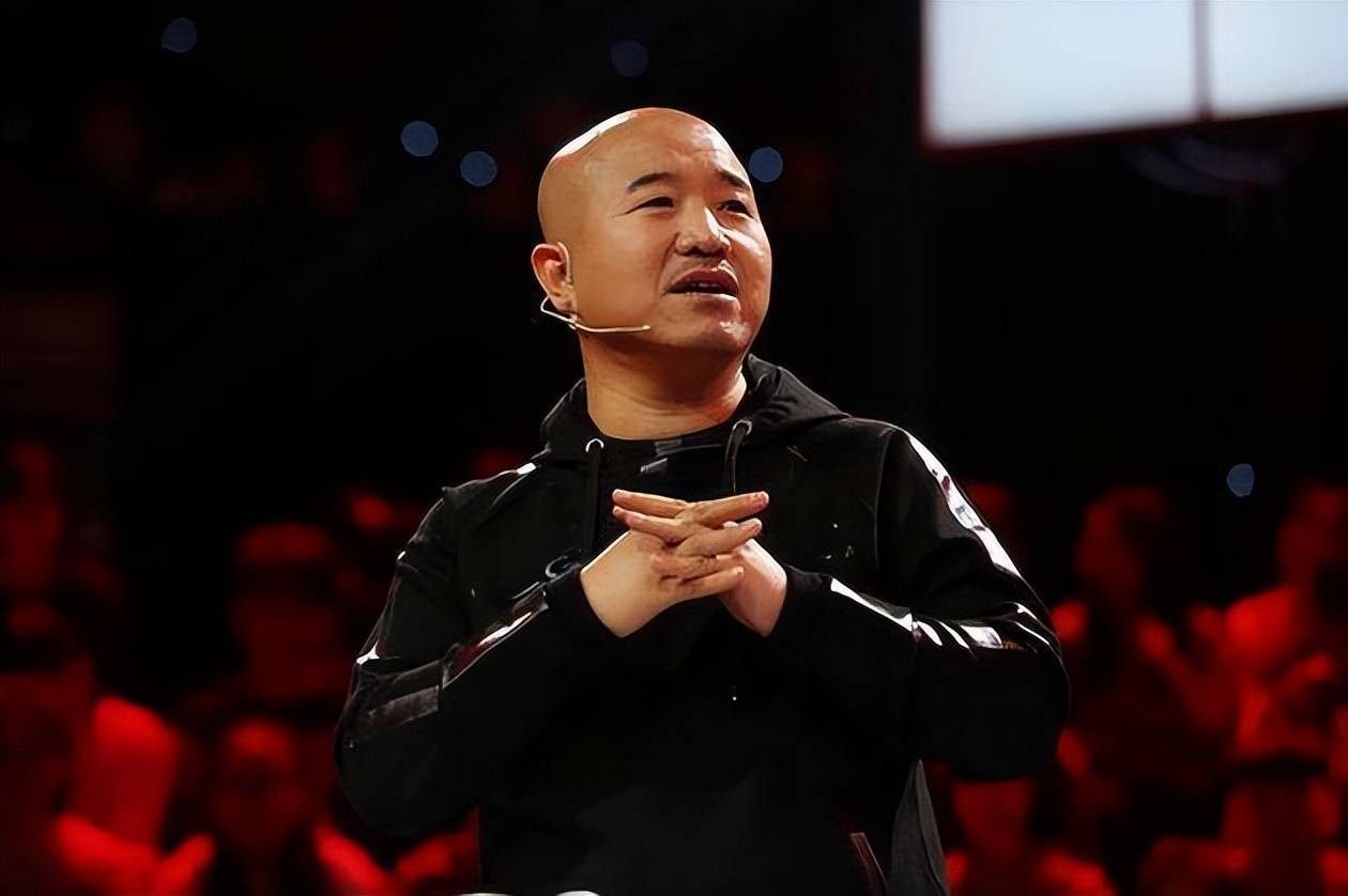 赵本山的第一批徒弟成就最高的不是刘能还有一个摇滚歌手