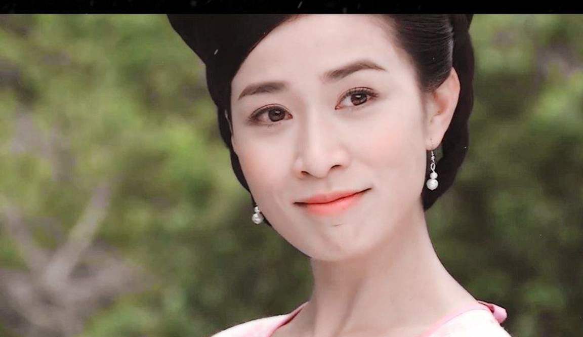 tvb当年对佘诗曼好偏心,赵敏周芷若随便她选,各种手段强捧上位_演技