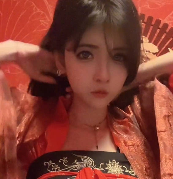 萝莉_狗头_直播