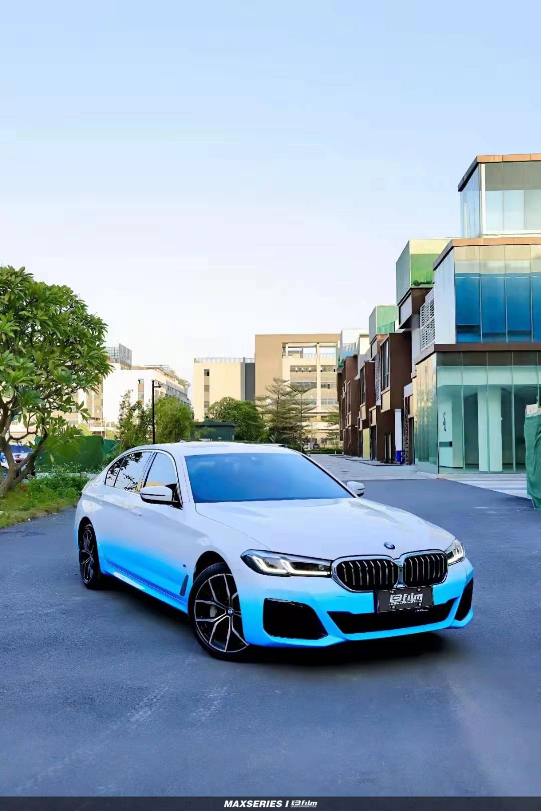 涂装定制膜宝马5系渐变白变蓝彩绘设计改色膜lbfilm