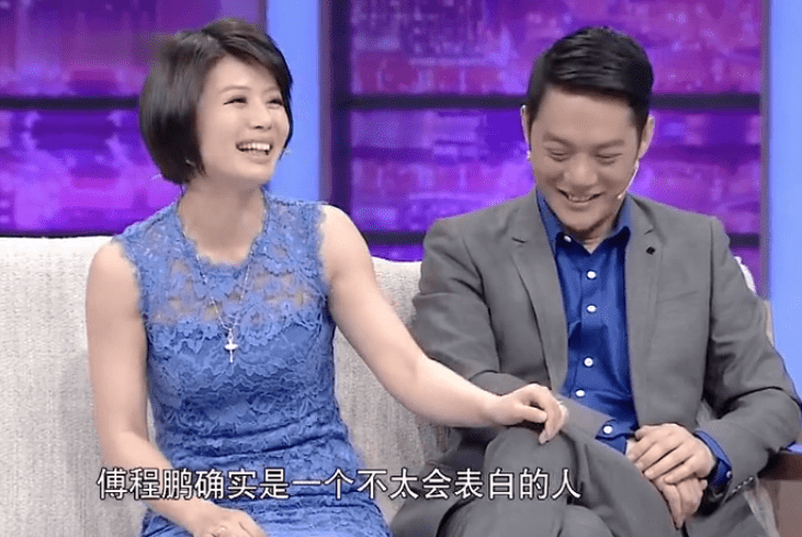 演员程愫离婚那天没有泪水敢爱敢恨45岁一个人带孩子