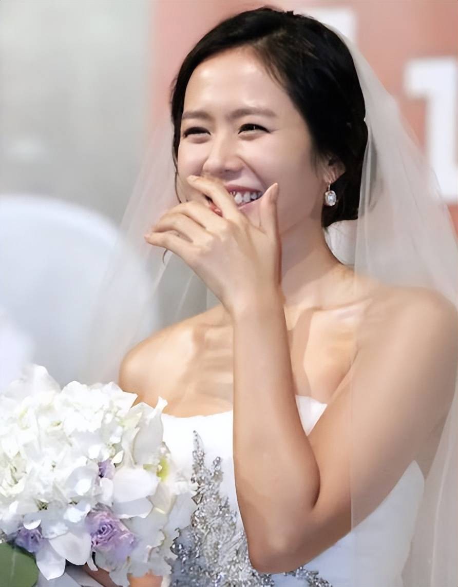 韩国美女排行榜前一百_亚洲最美100人韩国女星榜(2)