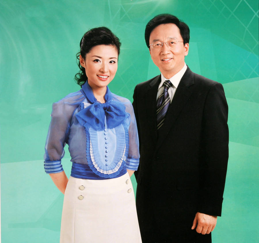 周涛:1婚大学师兄,2婚嫁大8岁亿万富商,3岁女儿患自闭症!