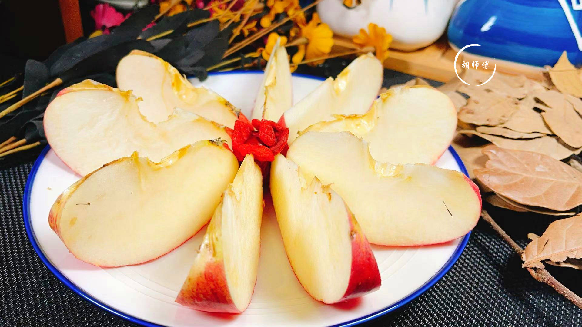 把苹果放锅里蒸一蒸想不到这么厉害可惜还有人不知道有啥用