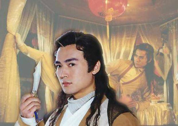 排名前两位的分别是天机老人的天机棒,上官金虹的龙凤环