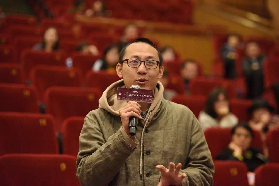 的主创老师们与我们的观众朋友们进行现场交流,感谢主持人程杰的参与