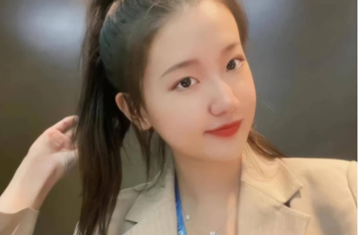 22岁女孩被格力当成接班人培养,被称为第二个董明珠,她强在哪?