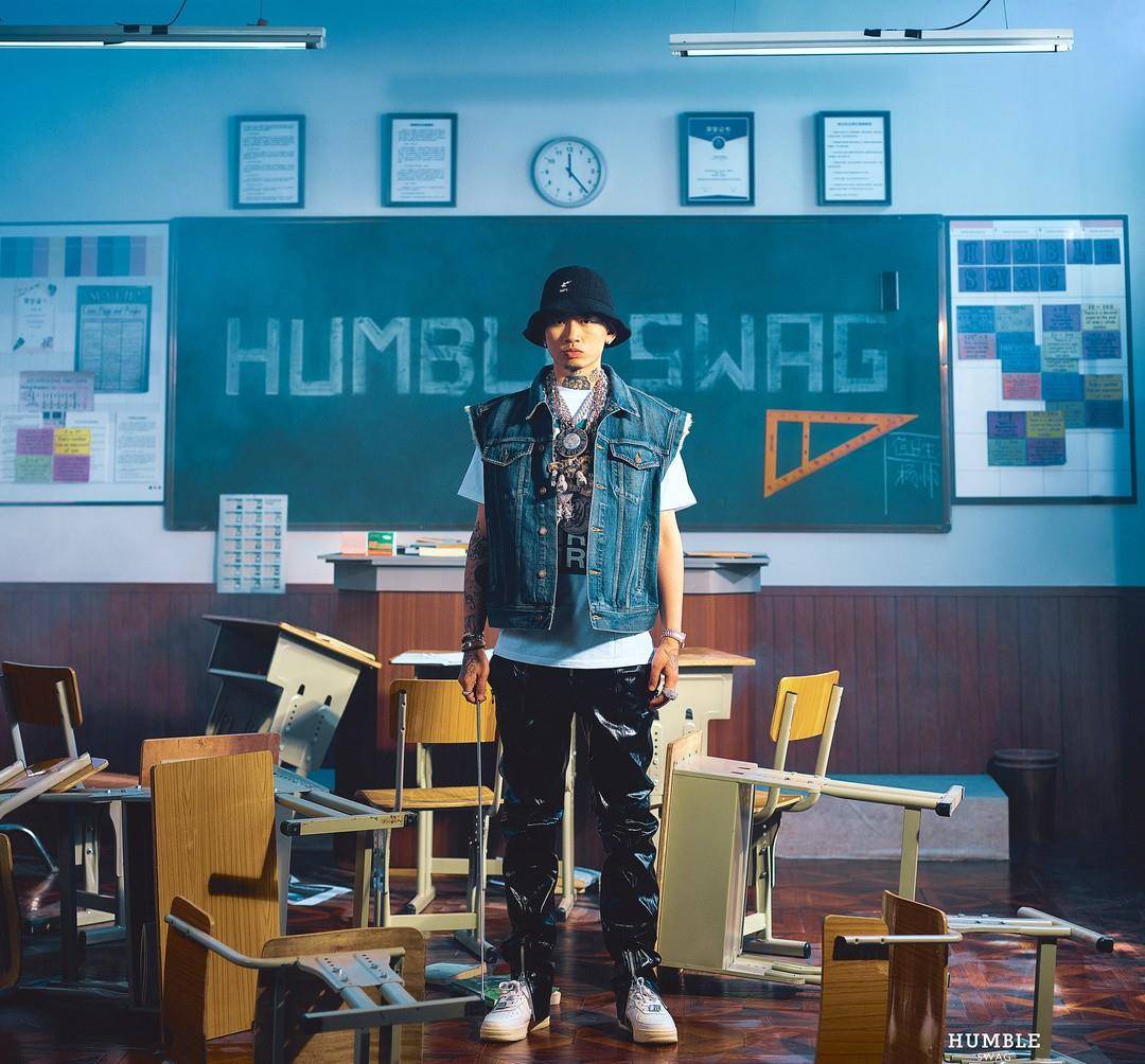 原创马思唯humbleswag乐评从东方明珠顶点到亚特兰蒂斯最深处