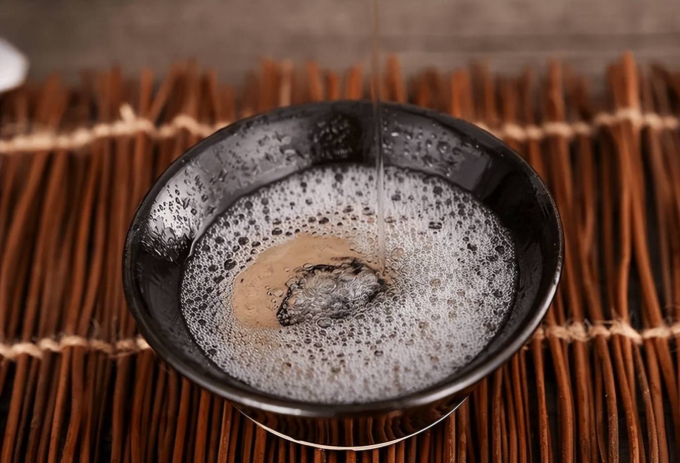 提醒中年人散装酒少喝这三种酒全是便宜的粮食酒建议尝尝