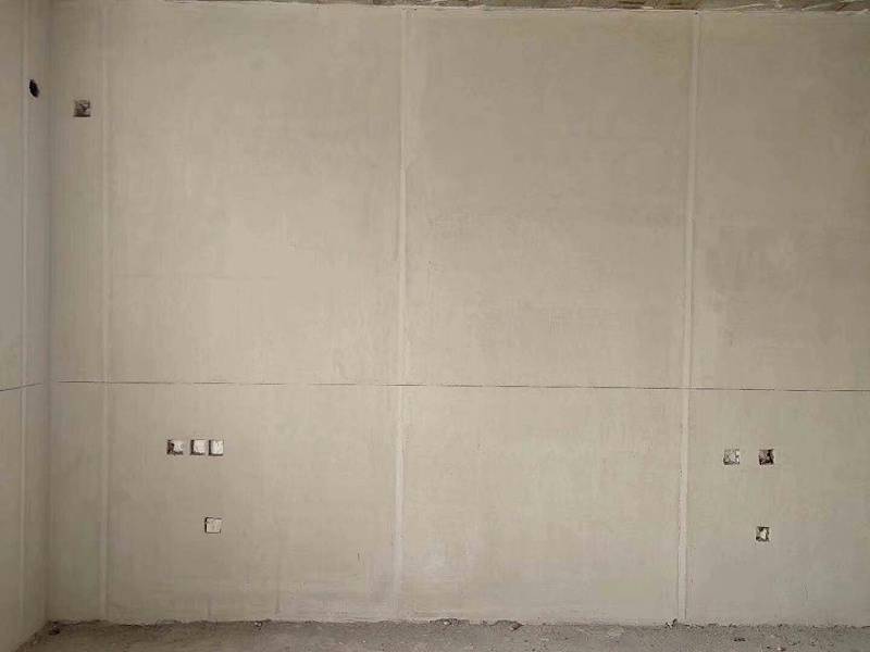 我们从建材标准《抹灰石膏 gb/t28627-2012》上查到,底层抹灰石膏强度