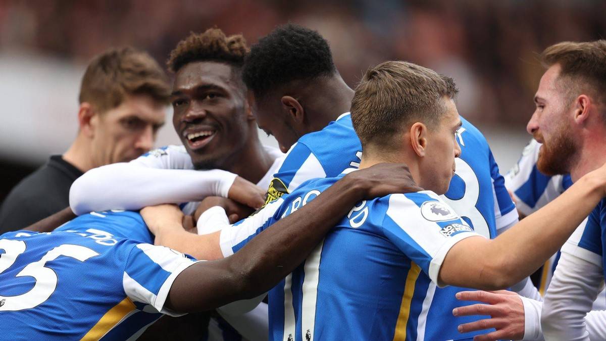 前瞻热刺vs布莱顿贝伦人vs维兹拉西部联vs珀斯光荣