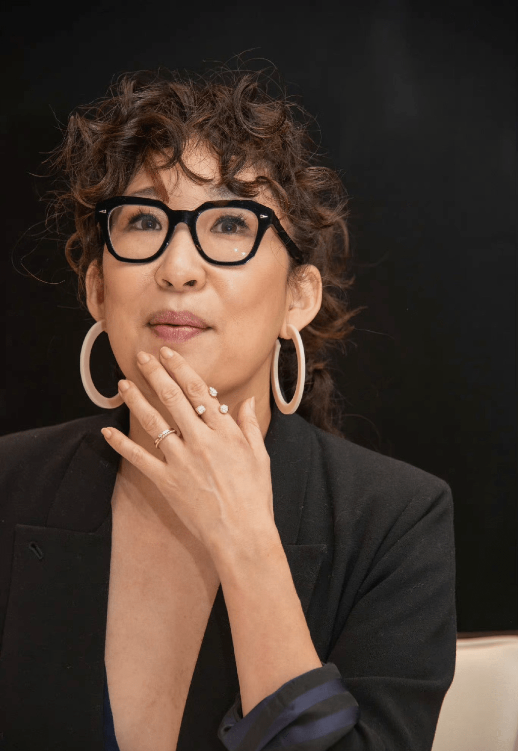 她的星光从好莱坞一路闪耀到每个观众的眼睛里_吴珊卓_原生家庭_亚裔