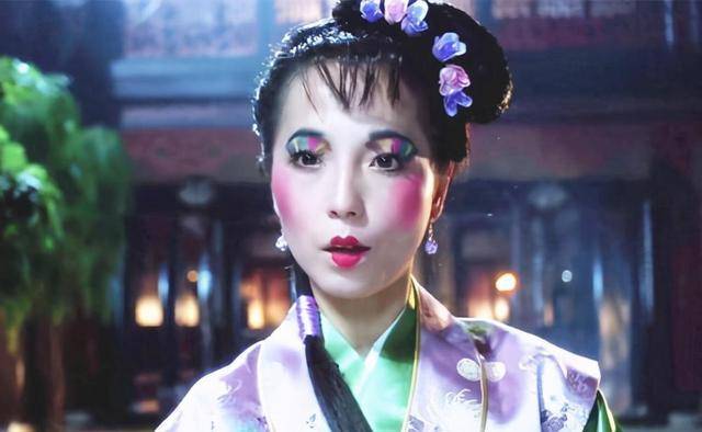 那么多漂亮女演员参演周星驰电影偏偏都要被扮丑