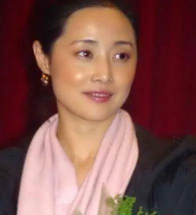 演員劉蓓:離婚才知前任好,三婚攜子再嫁前夫,幸福圓滿_張健_張黎_眼睛