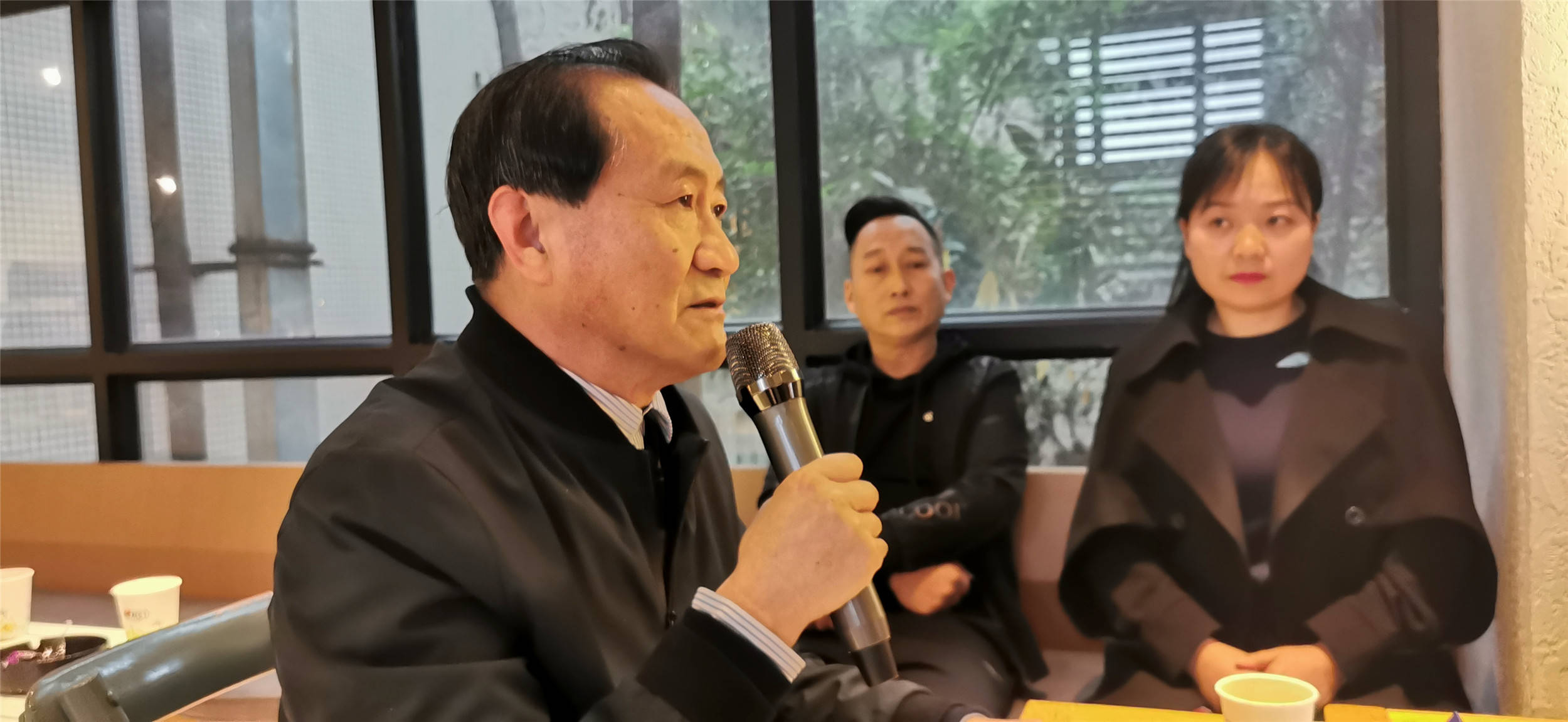 导航助力重庆市著名公益人傅强携手12家公益组织抱团取暖共谋发展