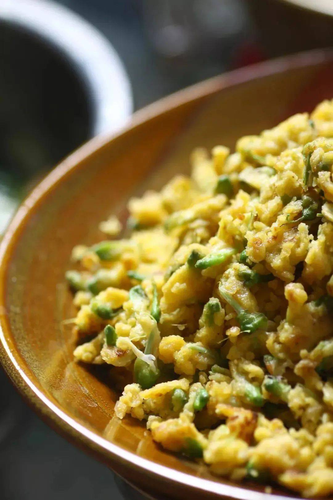 在陕西有种记忆叫槐花麦饭