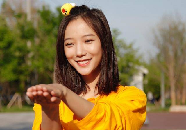 明星,姐姐荣登12次春晚,却不知道她们是亲姐妹_王珞丹_作品_王楚函