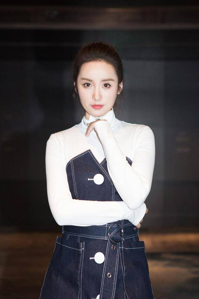 吕一她是唐嫣的闺蜜胡歌的梦中情人和丈夫从相识到结婚仅17天