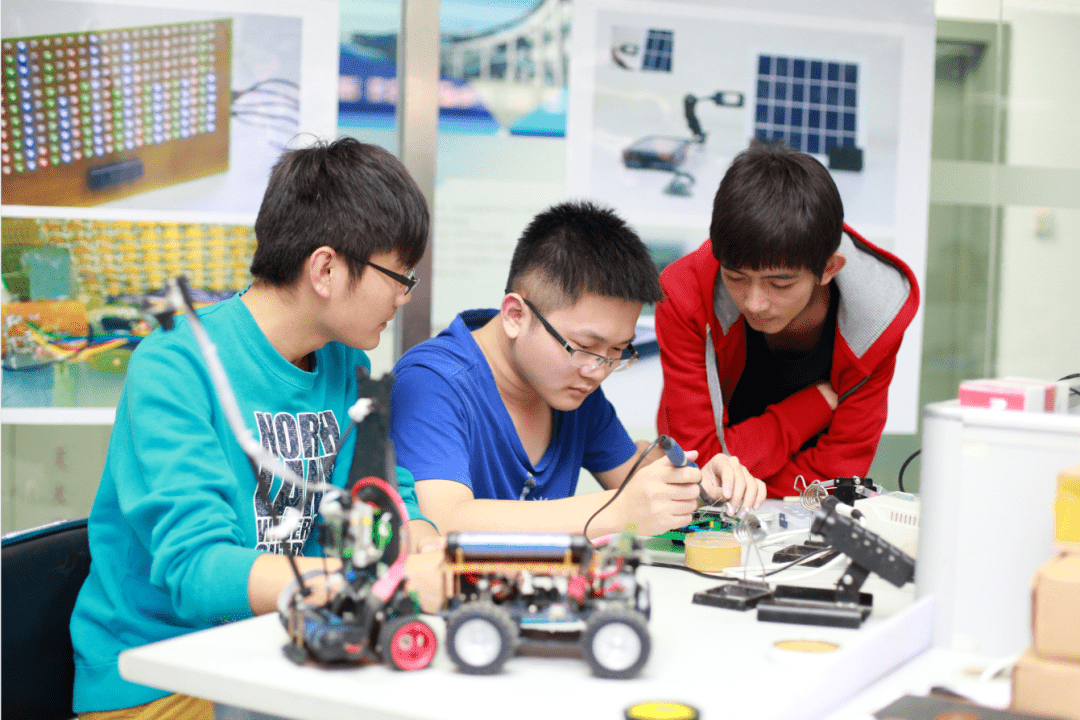 大连东软信息学院连续两年软科民办高校排名全国第三理工科院校全国