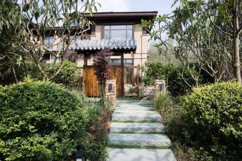 道绿地拾野川别墅高明