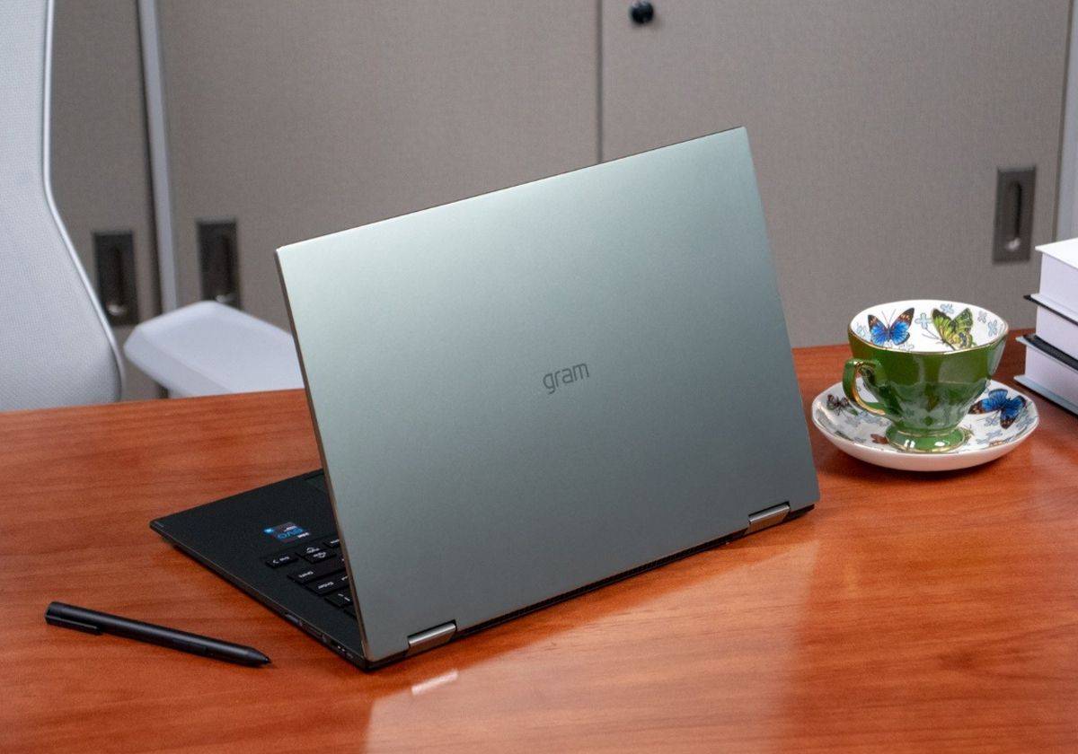 原创设计师的外勤利器lggram二合一笔记本体验