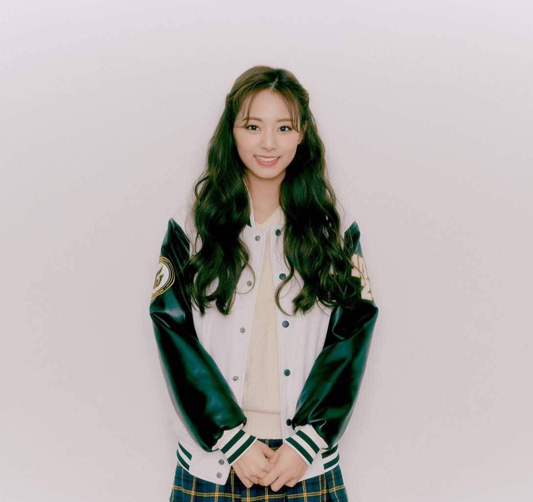 原创朴振英48岁再生一女jyp的第三位小公主出生粉丝孩子要长得像妈妈