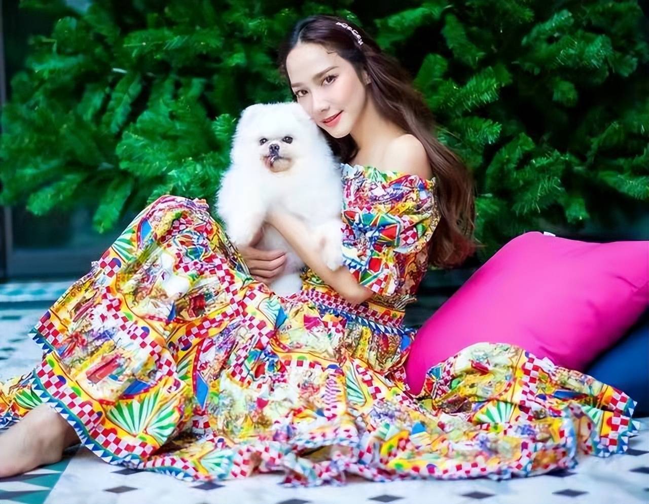 原创泰国完颜拽姐aump把日子过成诗歌把穿搭变成艺术