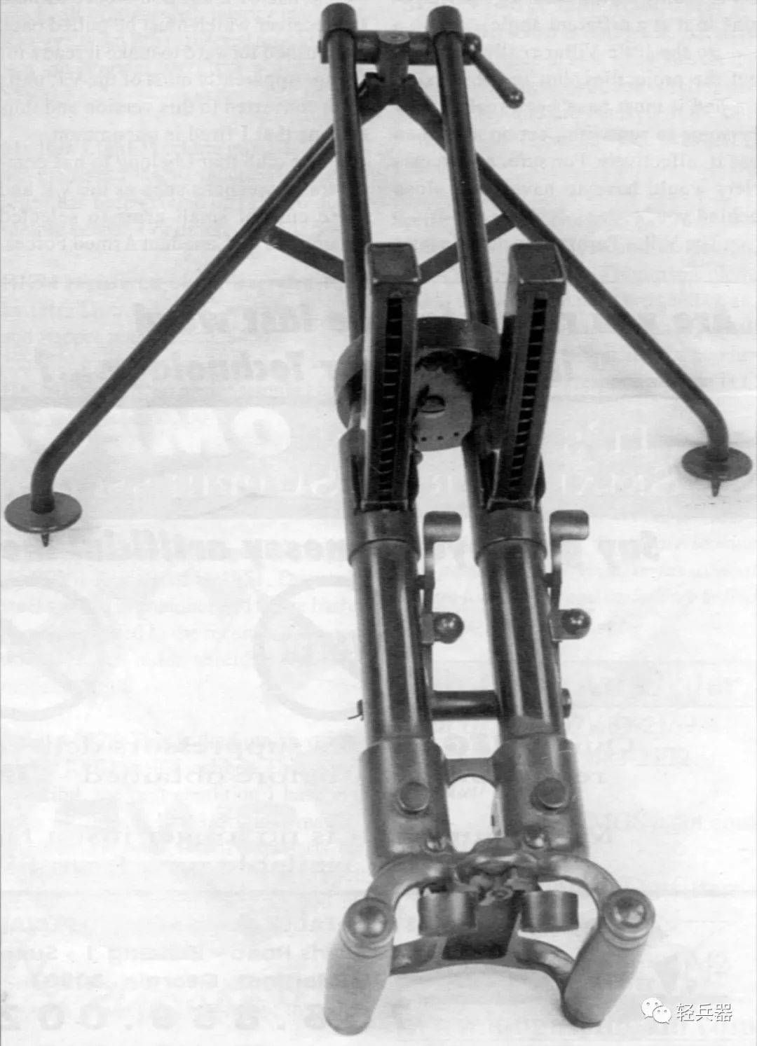 作为冲锋枪的鼻祖它竟然是双管的意大利维勒帕洛沙m1915冲锋枪