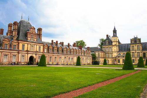 以上就是关于法国,和丹枫白露宫的全部内容了,对此你有什么看法呢?