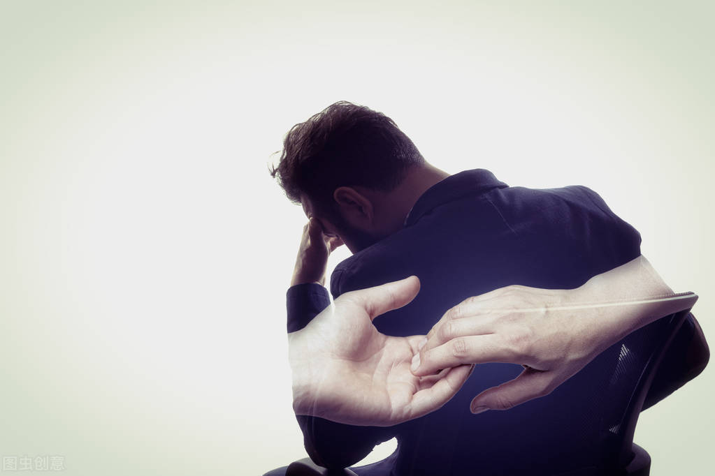 这一年我二十五六岁失去了一份感情正值迷茫