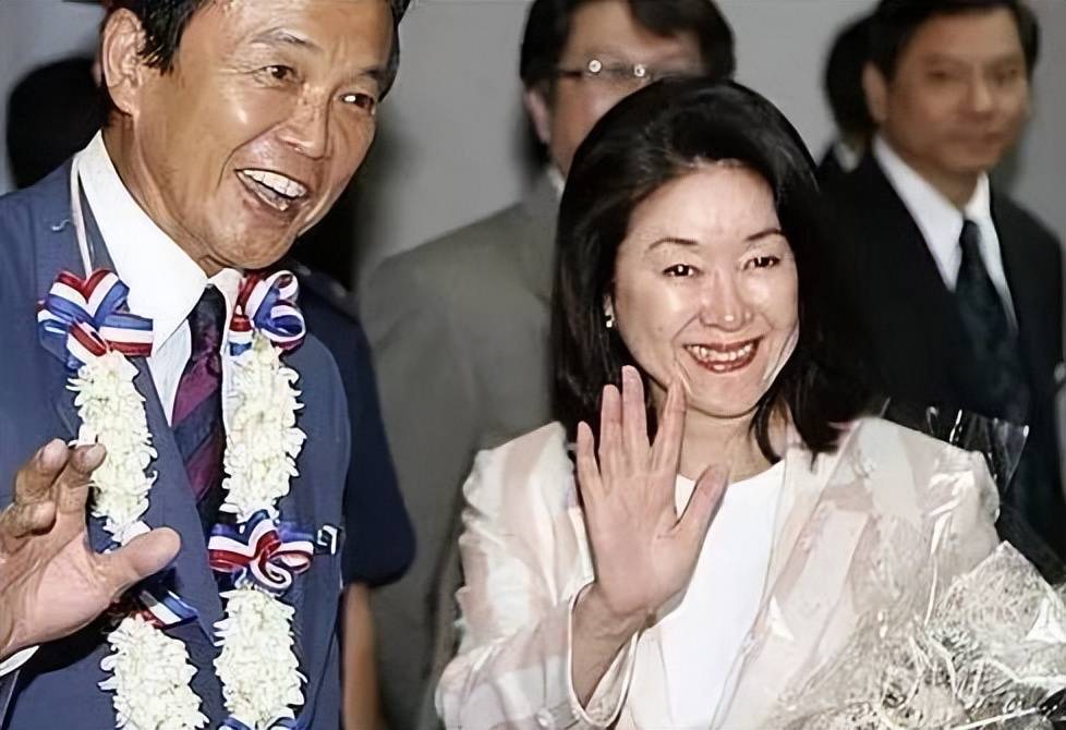 平安時代補任及び女人綜覧◆本多伊平、笠間書院、1992年/X770 w300h300z1l10t10q10020c.jpg