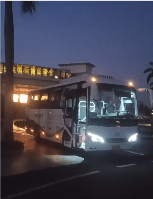 點(diǎn)擊進(jìn)入看圖評(píng)論