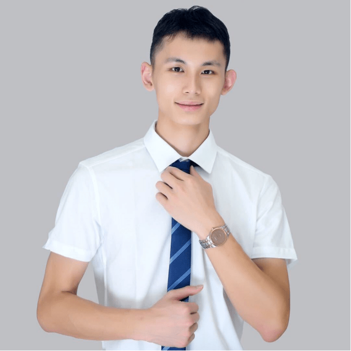 青年校友专访陈子鸿4项软著6项专利40余个大赛奖项