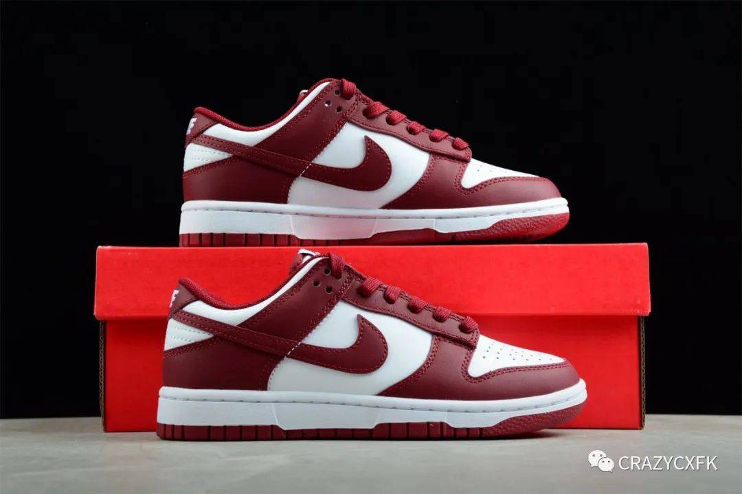 耐克nikedunklowteamred团队红低帮板鞋