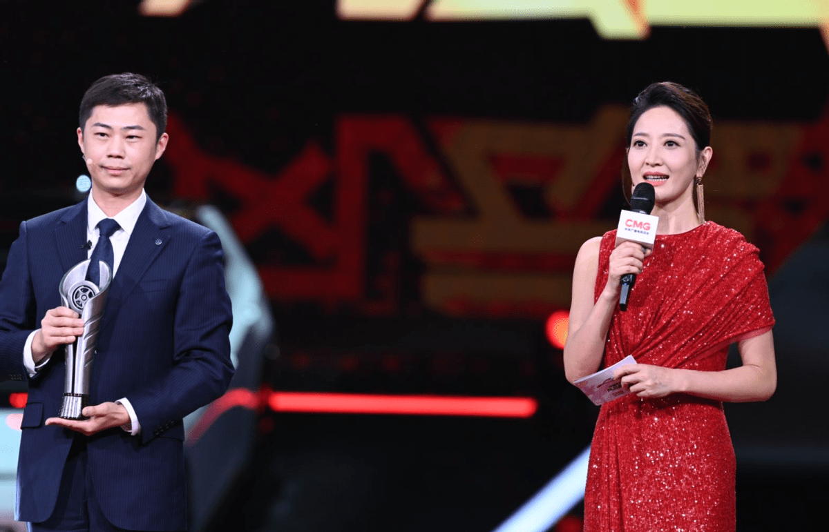 实力的展现id3荣获2021中国汽车风云盛典最佳轿车